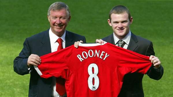 Rooney cho rằng Sir Alex là HLV xuất sắc nhất thế giới.
